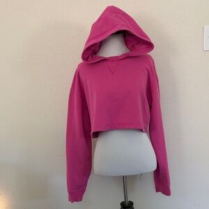 lululemon athletica Fuchsia Cropped Hoodie